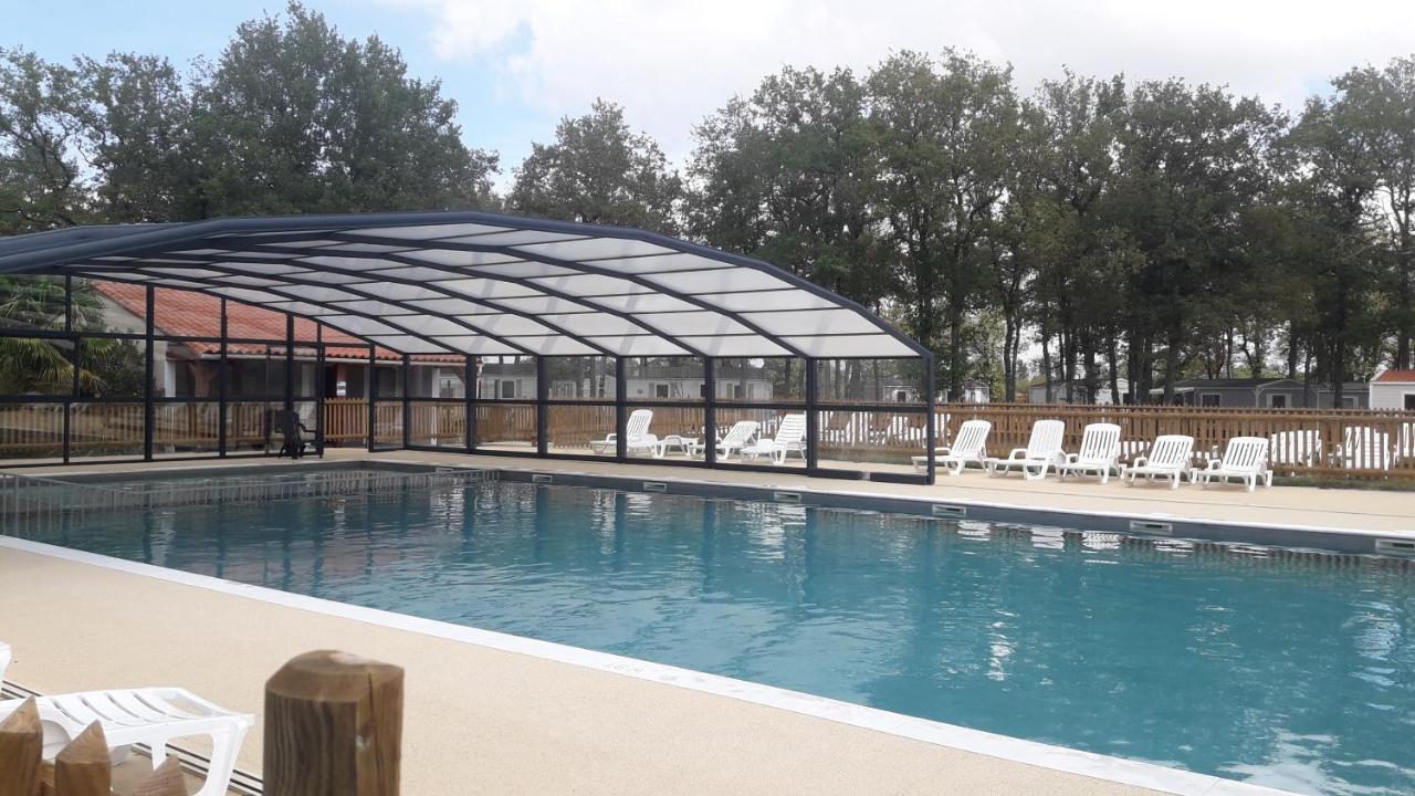 Mobil Home Camping 3*** Piscine Chauffee La Boissiere-de-Montaigu Bagian luar foto