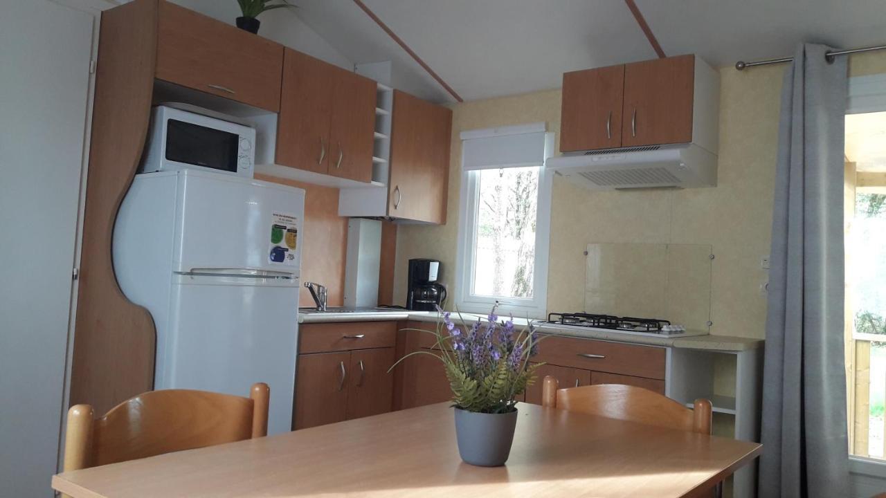 Mobil Home Camping 3*** Piscine Chauffee La Boissiere-de-Montaigu Bagian luar foto